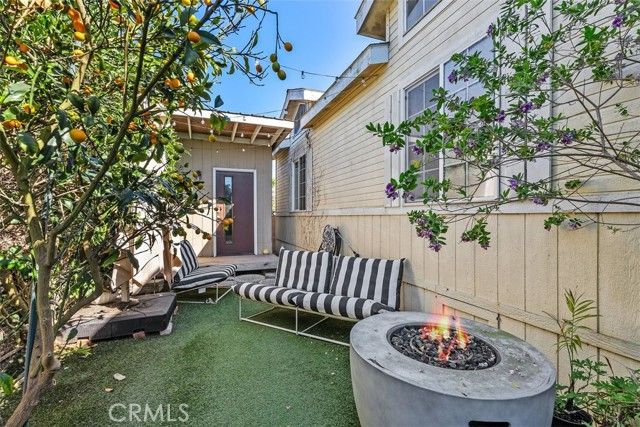 80 Huntington 402, Huntington Beach, CA 92648