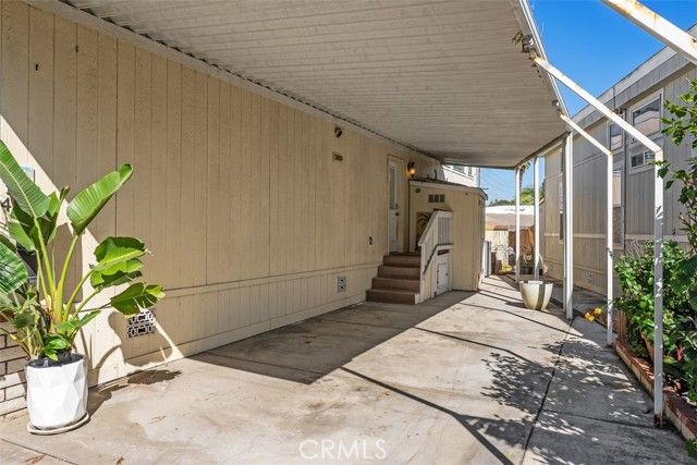 80 Huntington 402, Huntington Beach, CA 92648