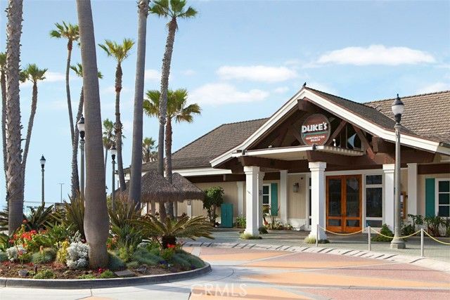 80 Huntington 402, Huntington Beach, CA 92648