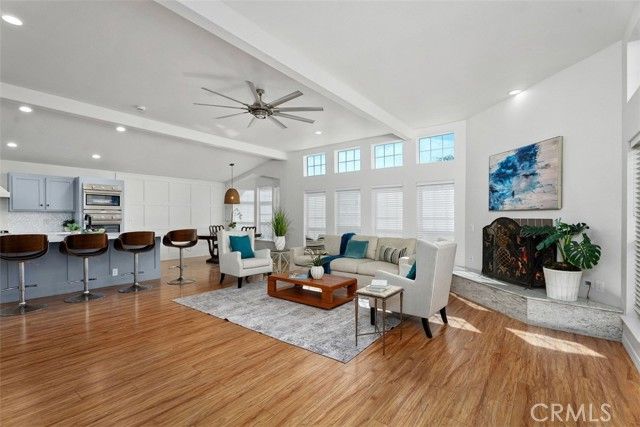 80 Huntington 402, Huntington Beach, CA 92648