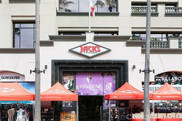 80 Huntington 402, Huntington Beach, CA 92648