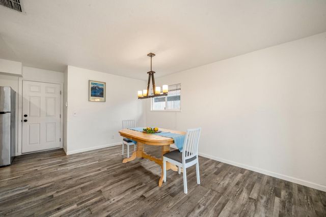 7358 Candlelight Way, Citrus Heights, CA 95621