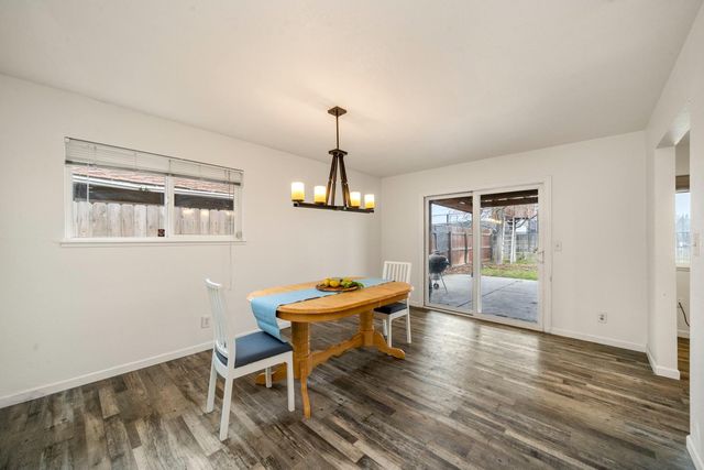 7358 Candlelight Way, Citrus Heights, CA 95621