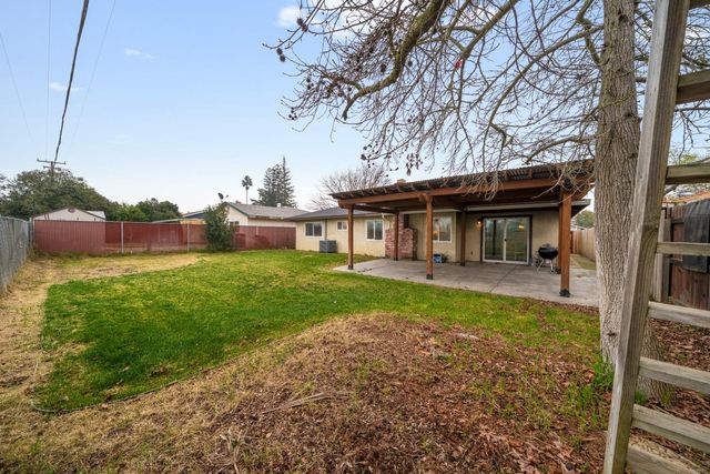 7358 Candlelight Way, Citrus Heights, CA 95621