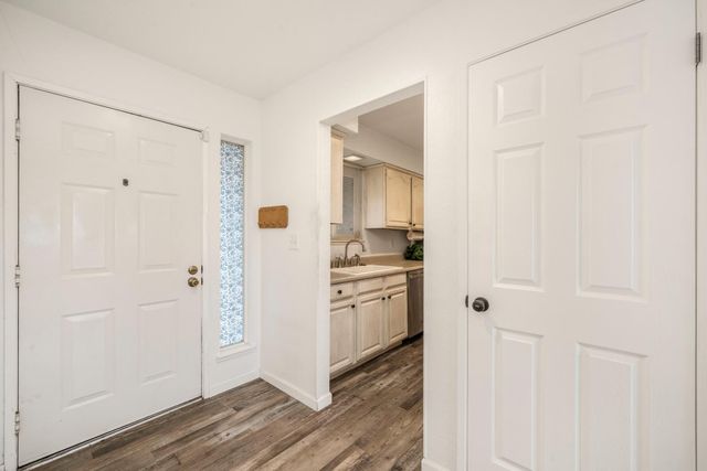 7358 Candlelight Way, Citrus Heights, CA 95621