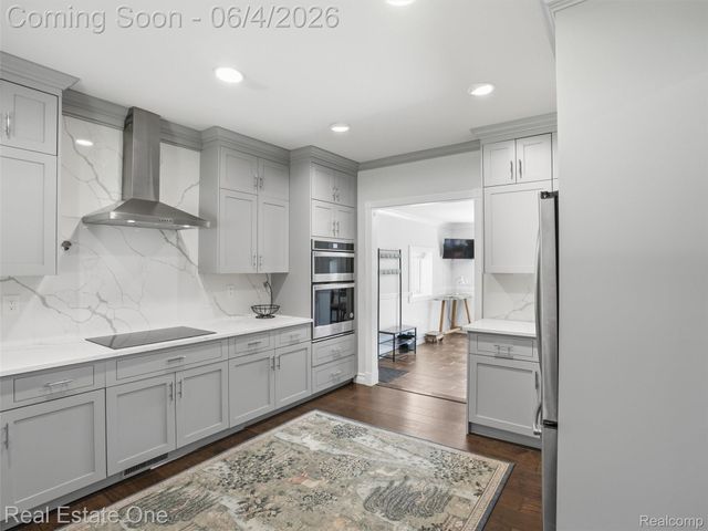 879 N Hacker Road, Oceola Township, MI 48843