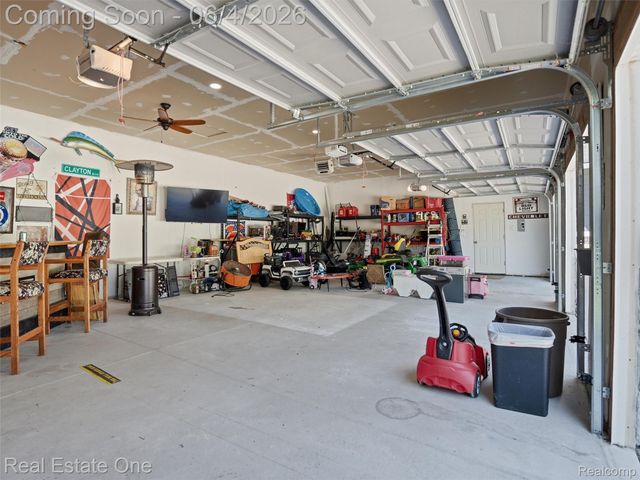 879 N Hacker Road, Oceola Township, MI 48843