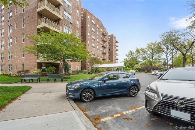 23-45 Bell Boulevard 1H, Bayside, NY 11360