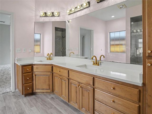 5313 NW 123rd Street, Oklahoma City, OK 73142