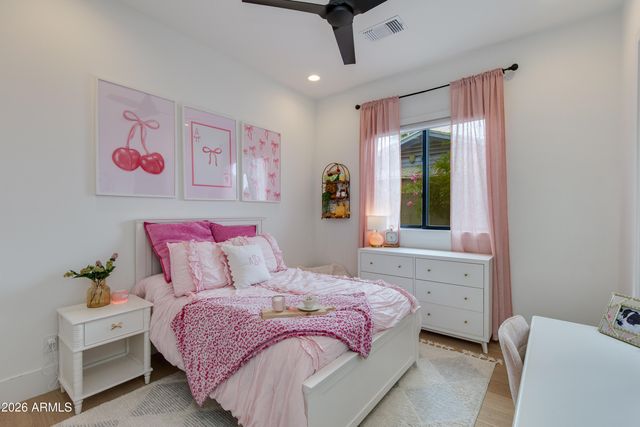 5513 E VERDE Lane, Phoenix, AZ 85018