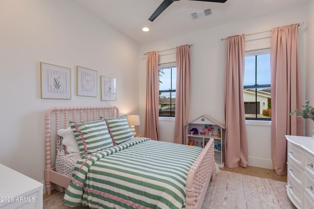 5513 E VERDE Lane, Phoenix, AZ 85018