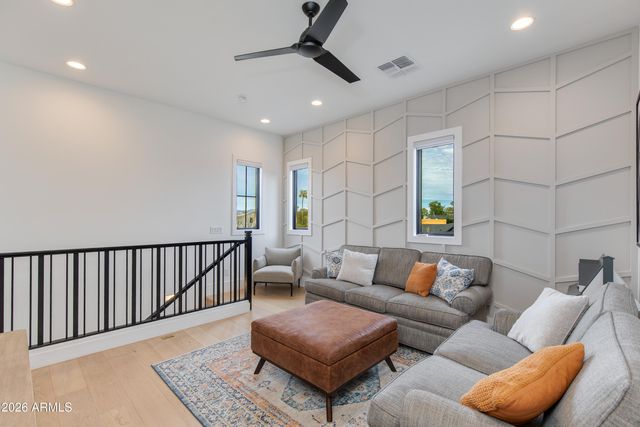 5513 E VERDE Lane, Phoenix, AZ 85018