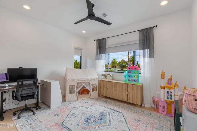 5513 E VERDE Lane, Phoenix, AZ 85018