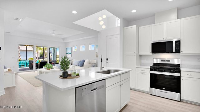 202 Summertime Place, Daytona Beach, FL 32124
