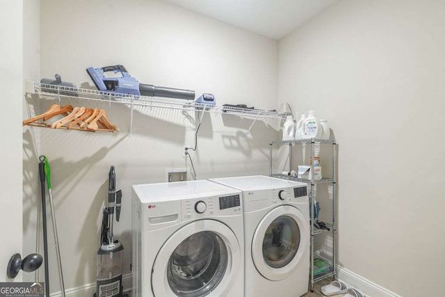 39 E Hill Street, Newnan, GA 30263