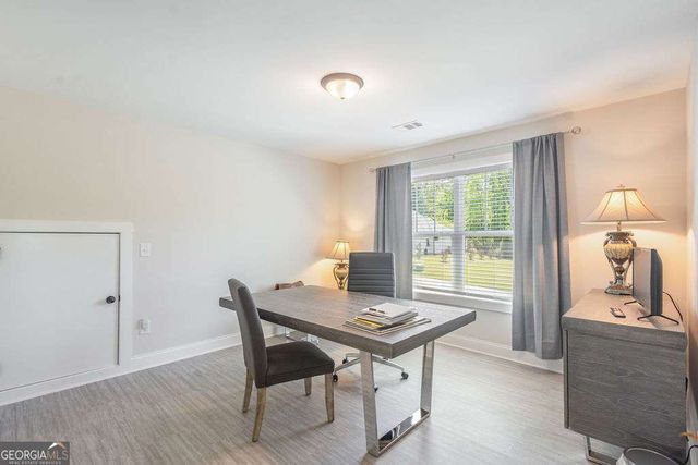 39 E Hill Street, Newnan, GA 30263