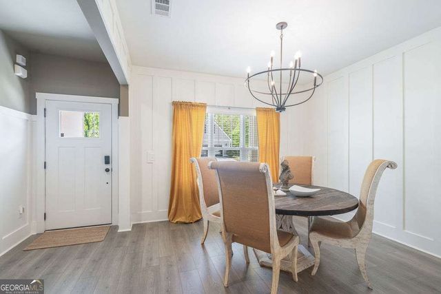 39 E Hill Street, Newnan, GA 30263