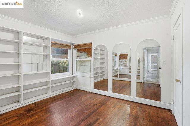 4116 Kentwood Ct, Oakland, CA 94605