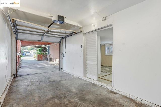 4116 Kentwood Ct, Oakland, CA 94605