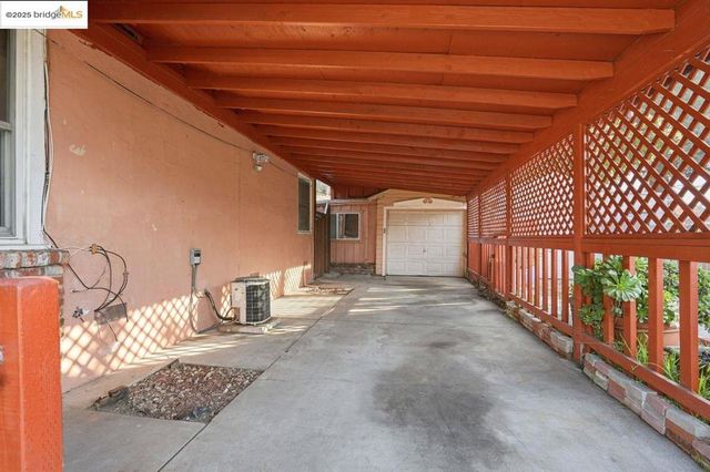 4116 Kentwood Ct, Oakland, CA 94605