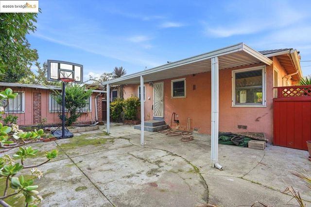 4116 Kentwood Ct, Oakland, CA 94605