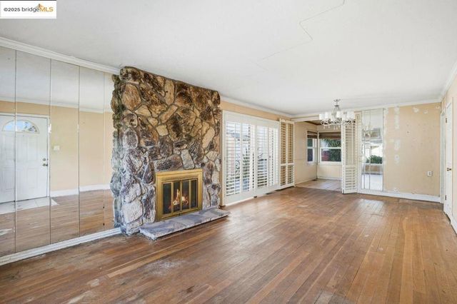 4116 Kentwood Ct, Oakland, CA 94605