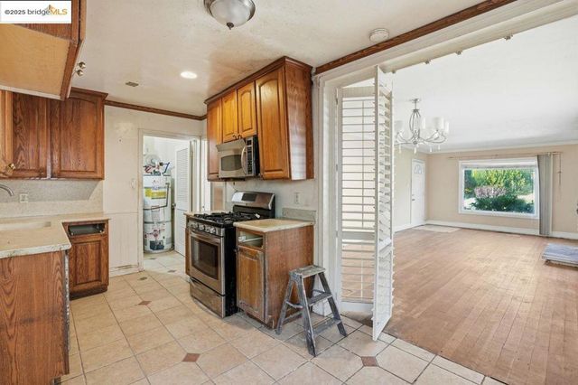 4116 Kentwood Ct, Oakland, CA 94605