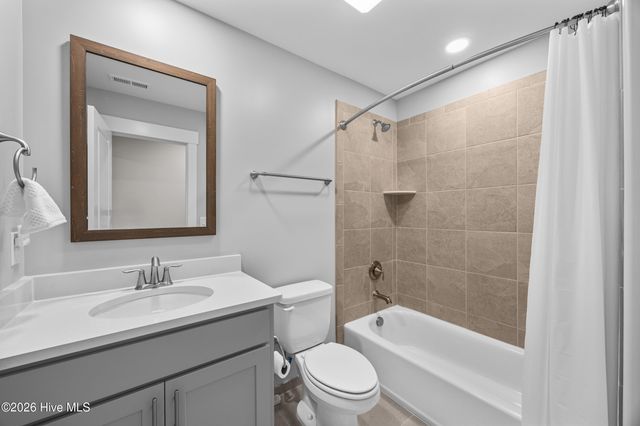 1313 Trisail Terrace, Wilmington, NC 28412