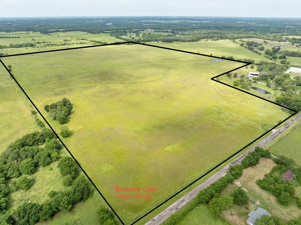 3677 VZ County Road 3504, Wills Point, TX 75169