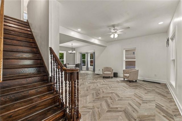 1432 W Walnut Street, Independence, MO 64050