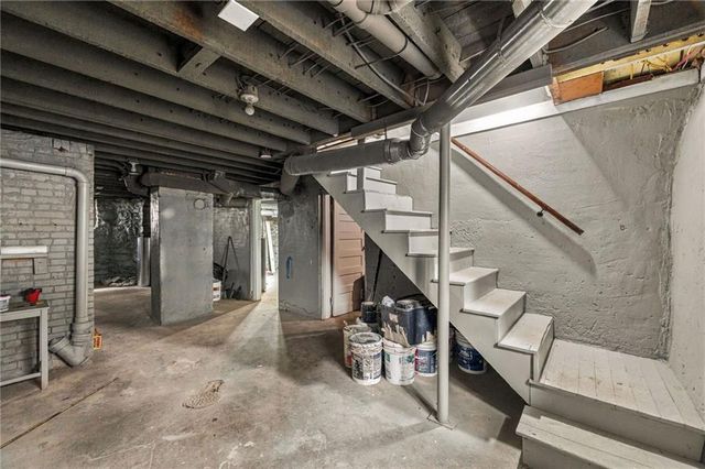 1432 W Walnut Street, Independence, MO 64050
