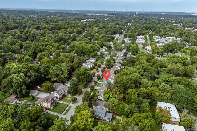 1432 W Walnut Street, Independence, MO 64050