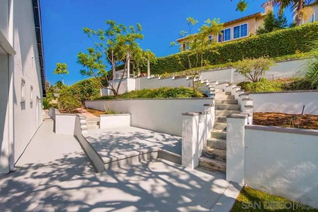 3311 La Costa Ave, Carlsbad, CA 92009