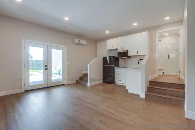 3311 La Costa Ave, Carlsbad, CA 92009