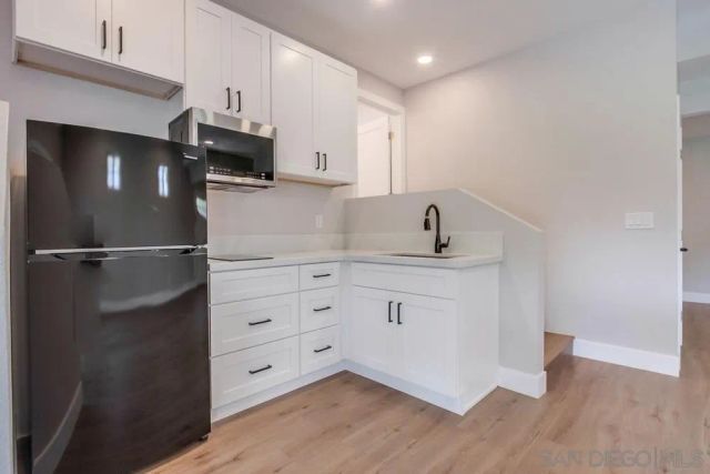 3311 La Costa Ave, Carlsbad, CA 92009