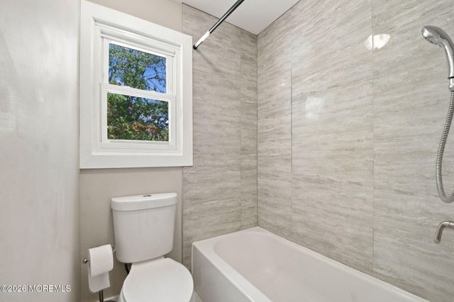 15 Deer Run Drive N, Barnegat, NJ 08005