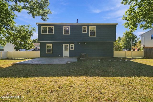 15 Deer Run Drive N, Barnegat, NJ 08005