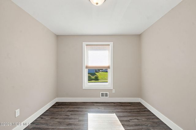 15 Deer Run Drive N, Barnegat, NJ 08005