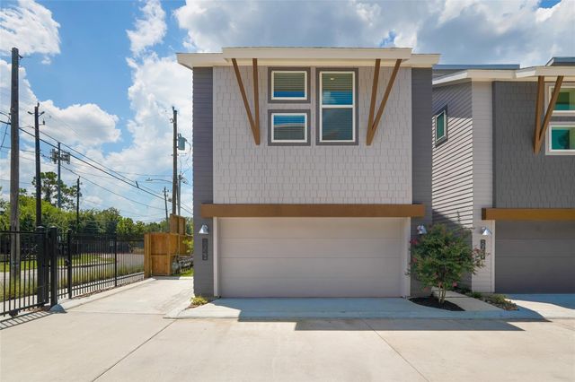 862 Paul Quinn Street B, Houston, TX 77091