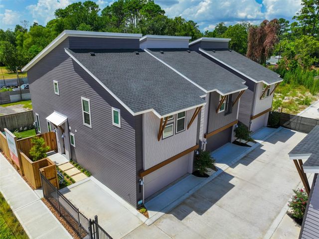 862 Paul Quinn Street B, Houston, TX 77091