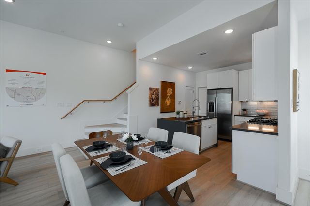 862 Paul Quinn Street B, Houston, TX 77091