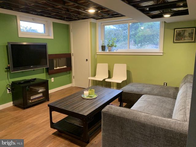 4415 FAIRFIELD DR, Bethesda, MD 20814