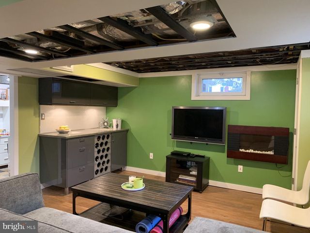 4415 FAIRFIELD DR, Bethesda, MD 20814