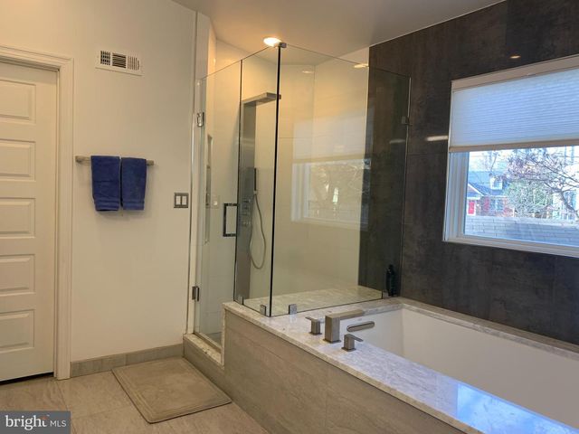 4415 FAIRFIELD DR, Bethesda, MD 20814