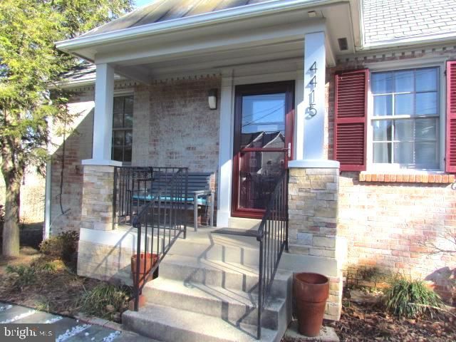 4415 FAIRFIELD DR, Bethesda, MD 20814