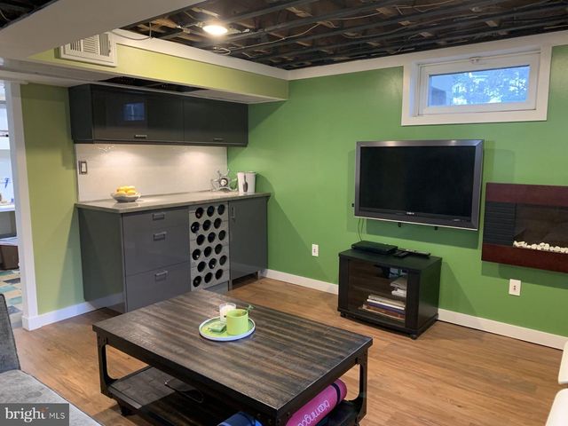 4415 FAIRFIELD DR, Bethesda, MD 20814