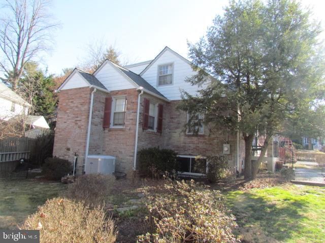 4415 FAIRFIELD DR, Bethesda, MD 20814