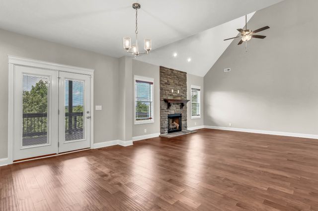4018 Cooper Creek Rd, Woodlawn, TN 37191