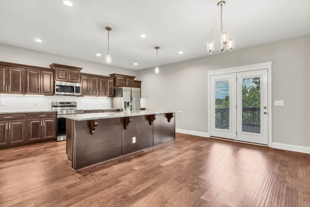 4018 Cooper Creek Rd, Woodlawn, TN 37191