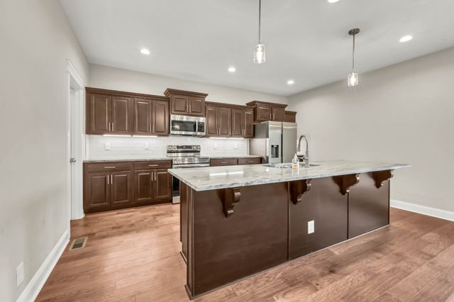 4018 Cooper Creek Rd, Woodlawn, TN 37191